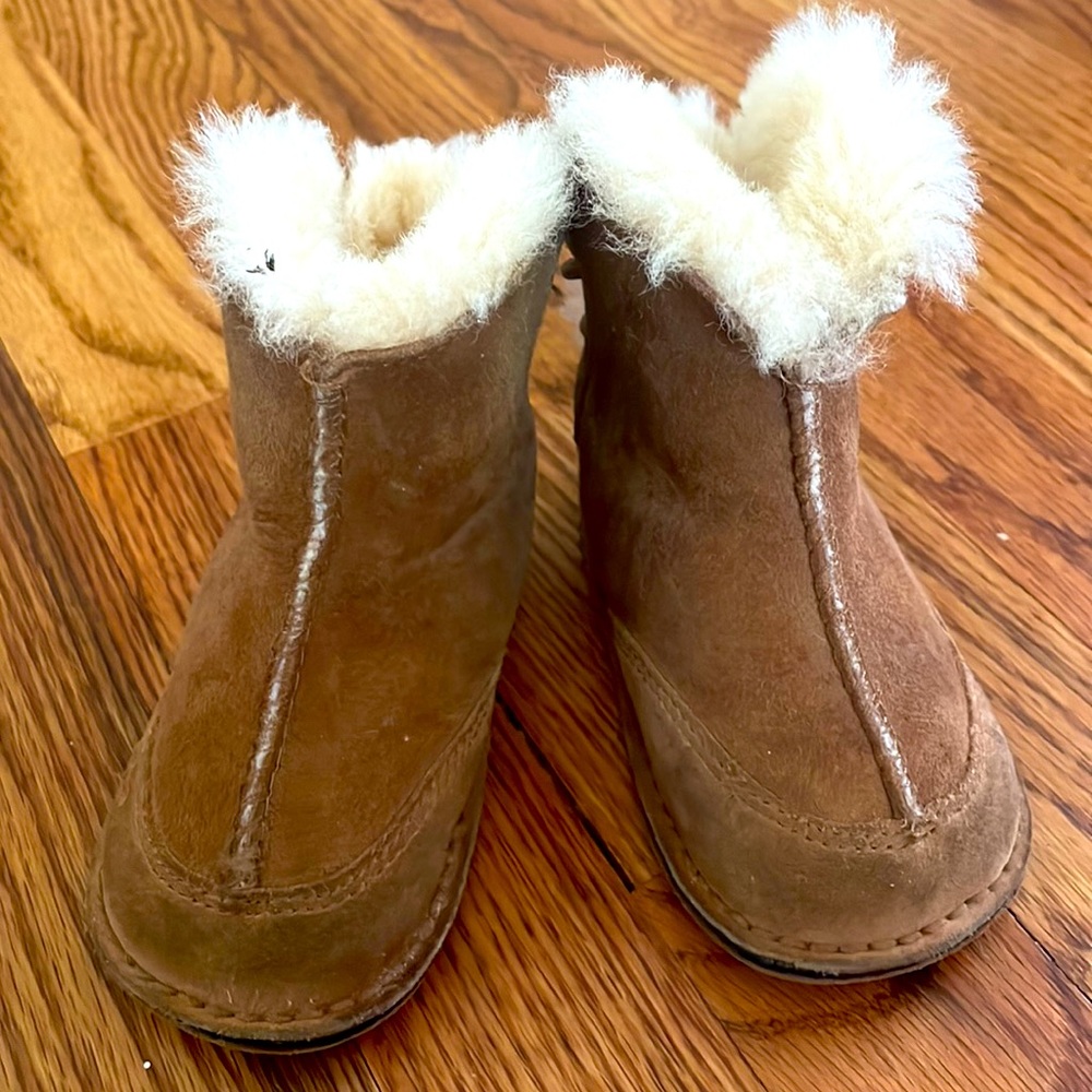 Gently used Baby Ugg size small